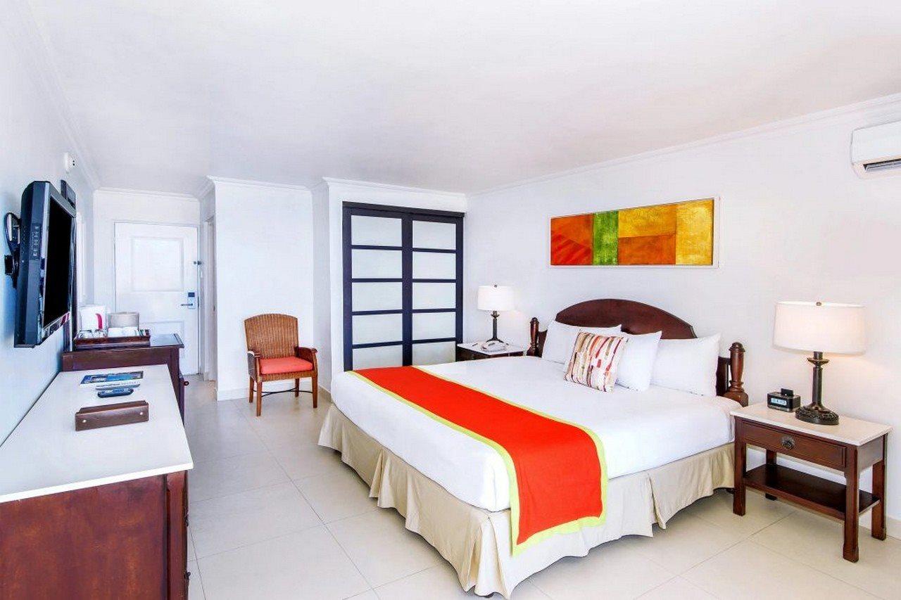 Deluxe Ocean View King